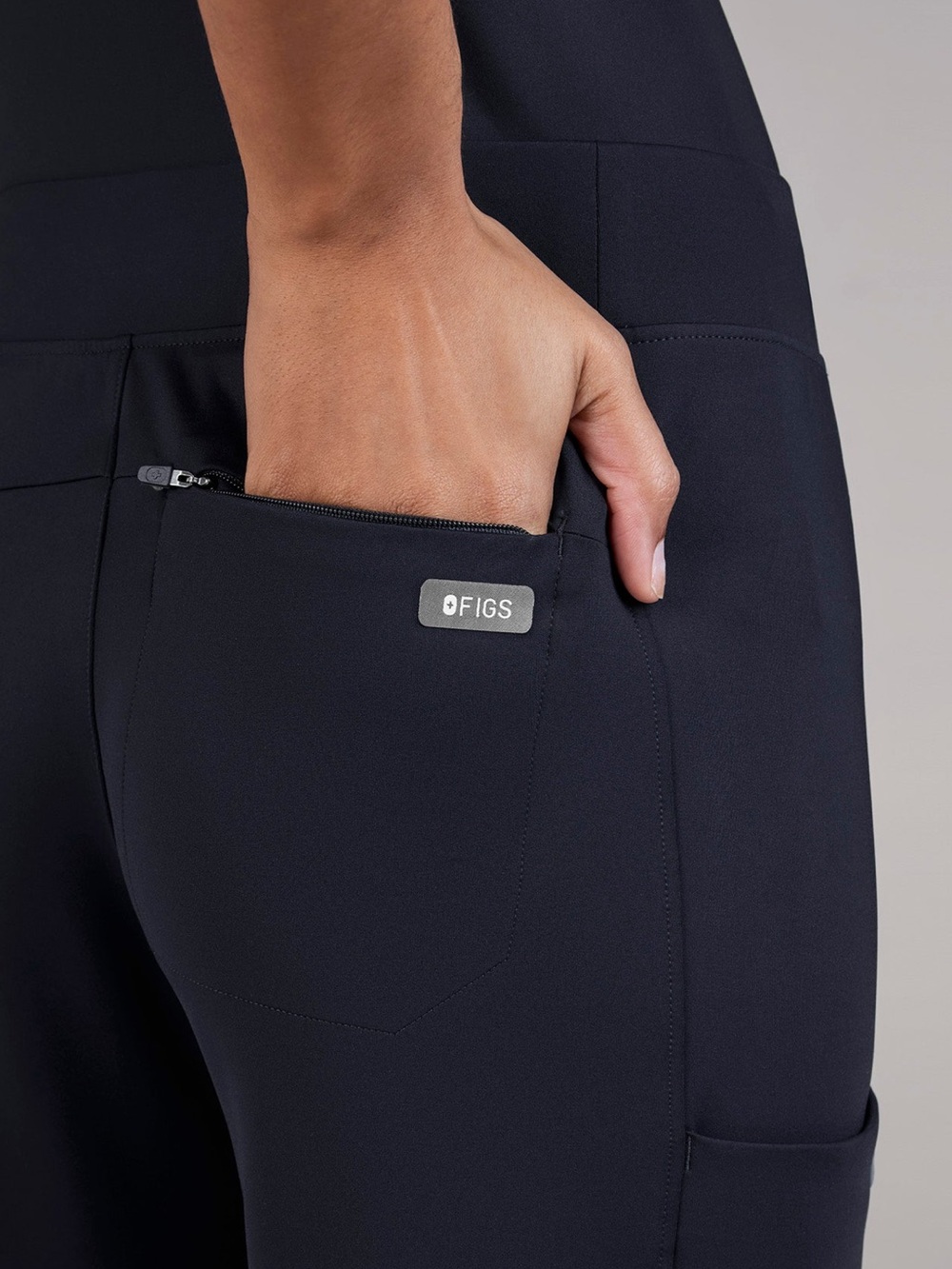 FIGS Valle FORMx Straight Leg Scrub Pants in Navy - Picture 7 of 8